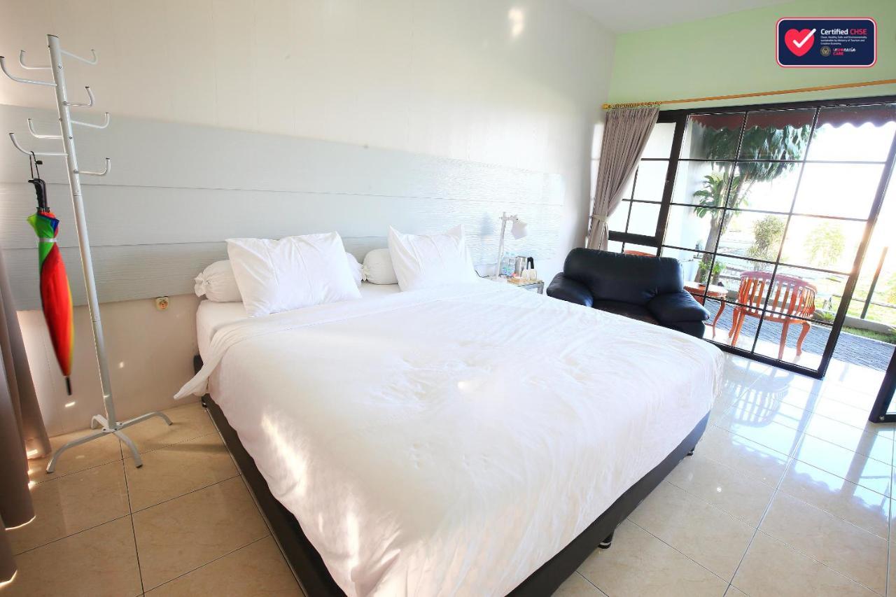 Hotel Griya Wijaya Ambarawa Exterior photo